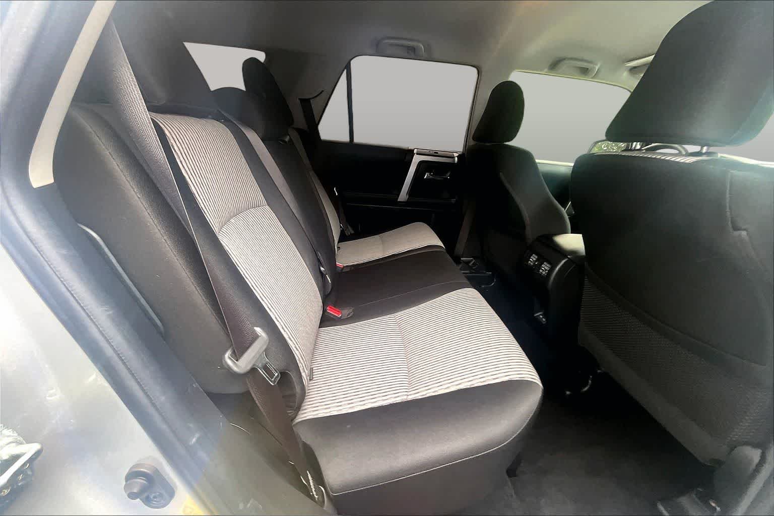 Used 2024 Classic Silver Metallic Toyota SR5 image 19