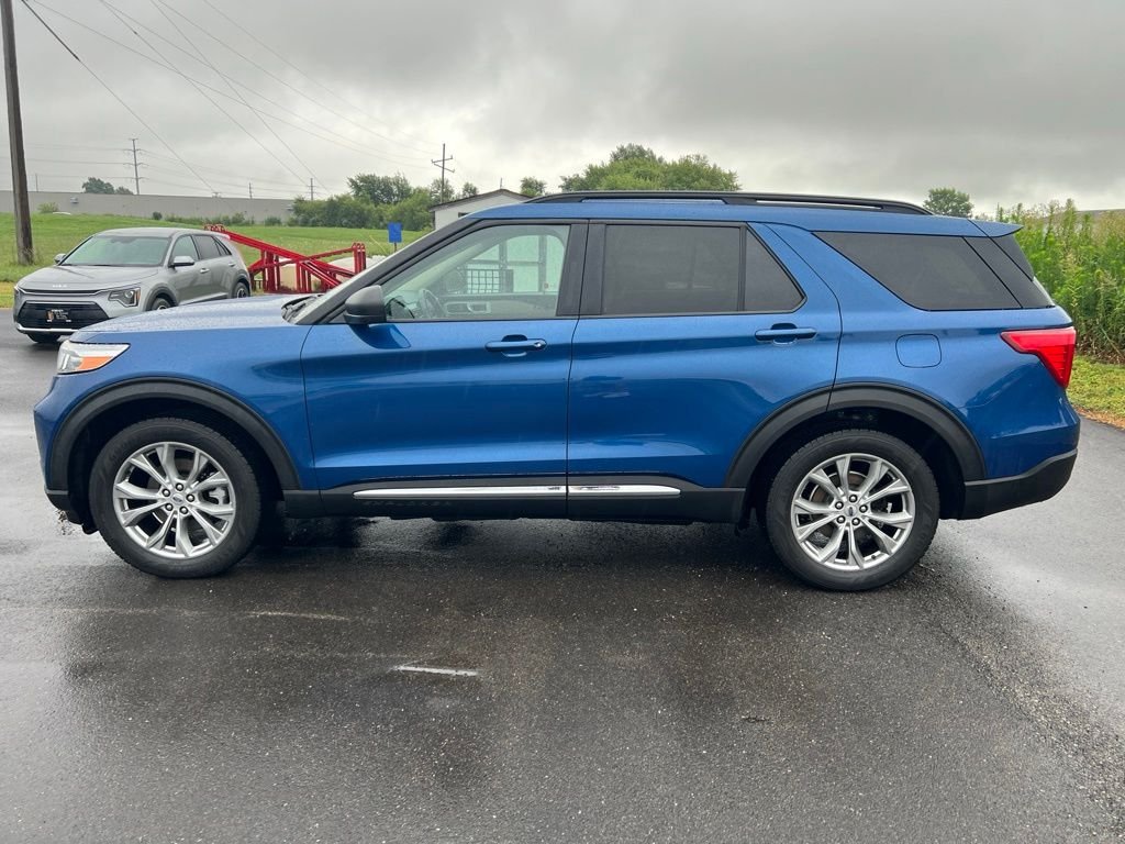 Used 2020 Blue Metallic Ford XLT image 6