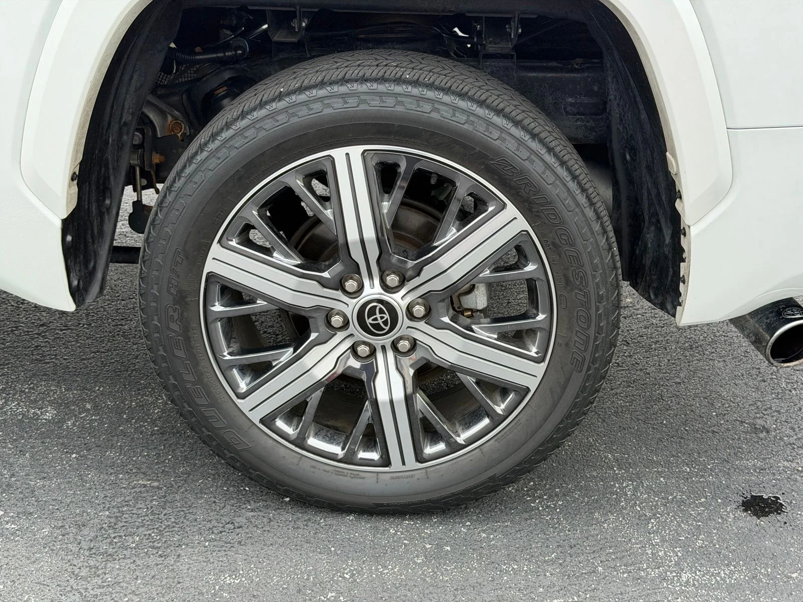 Used 2023 Beige Toyota Capstone image 34