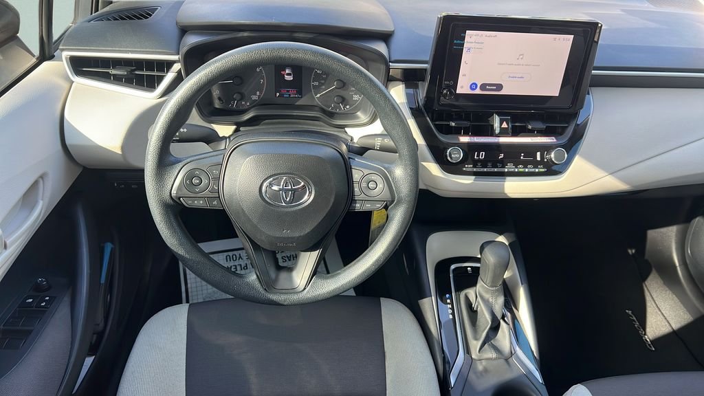 2025 Toyota Corolla LE - Photo 11