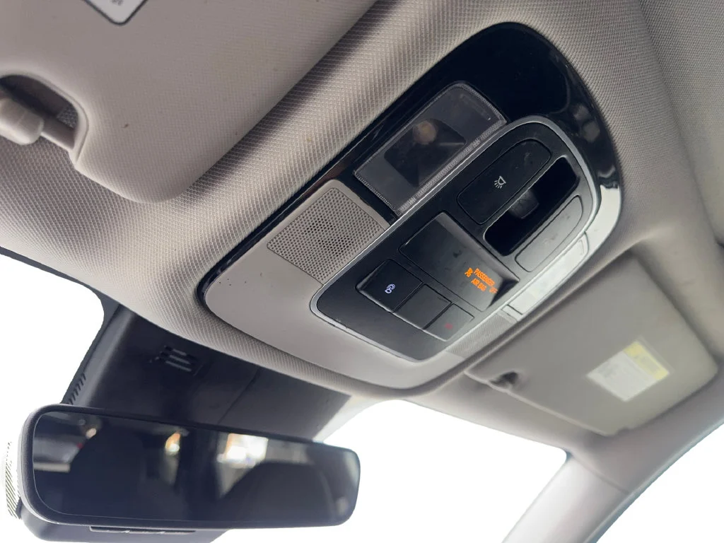 Used 2022 Gray Hyundai SEL Convenience image 75