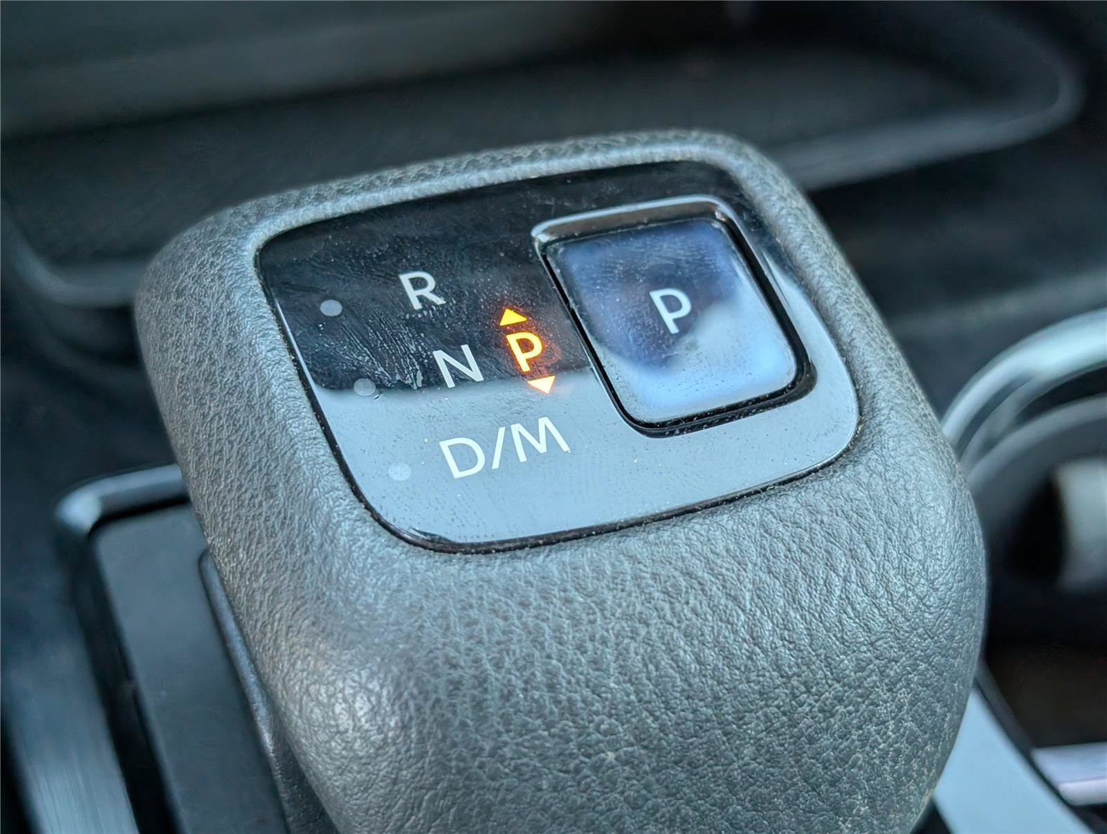 Used 2022 Silver Nissan SV image 28