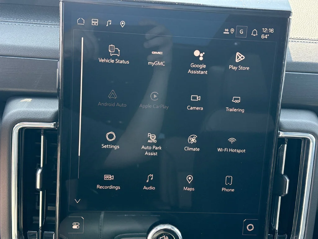2026 GMC Yukon XL Denali - Photo 24