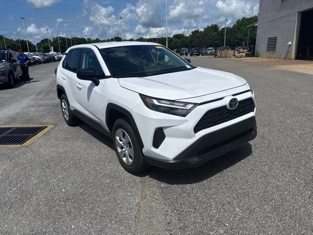 Used 2025 White Toyota LE image 3