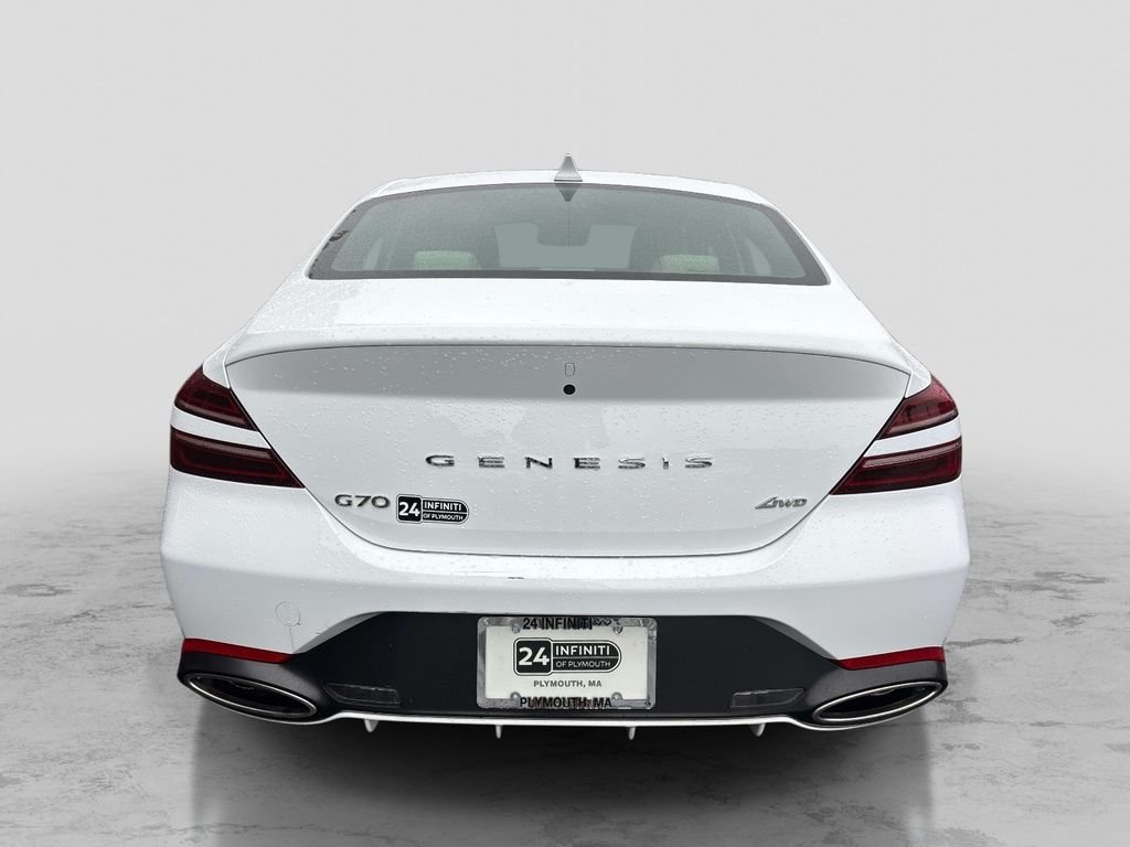 Used 2025 White Genesis 2.5T image 4