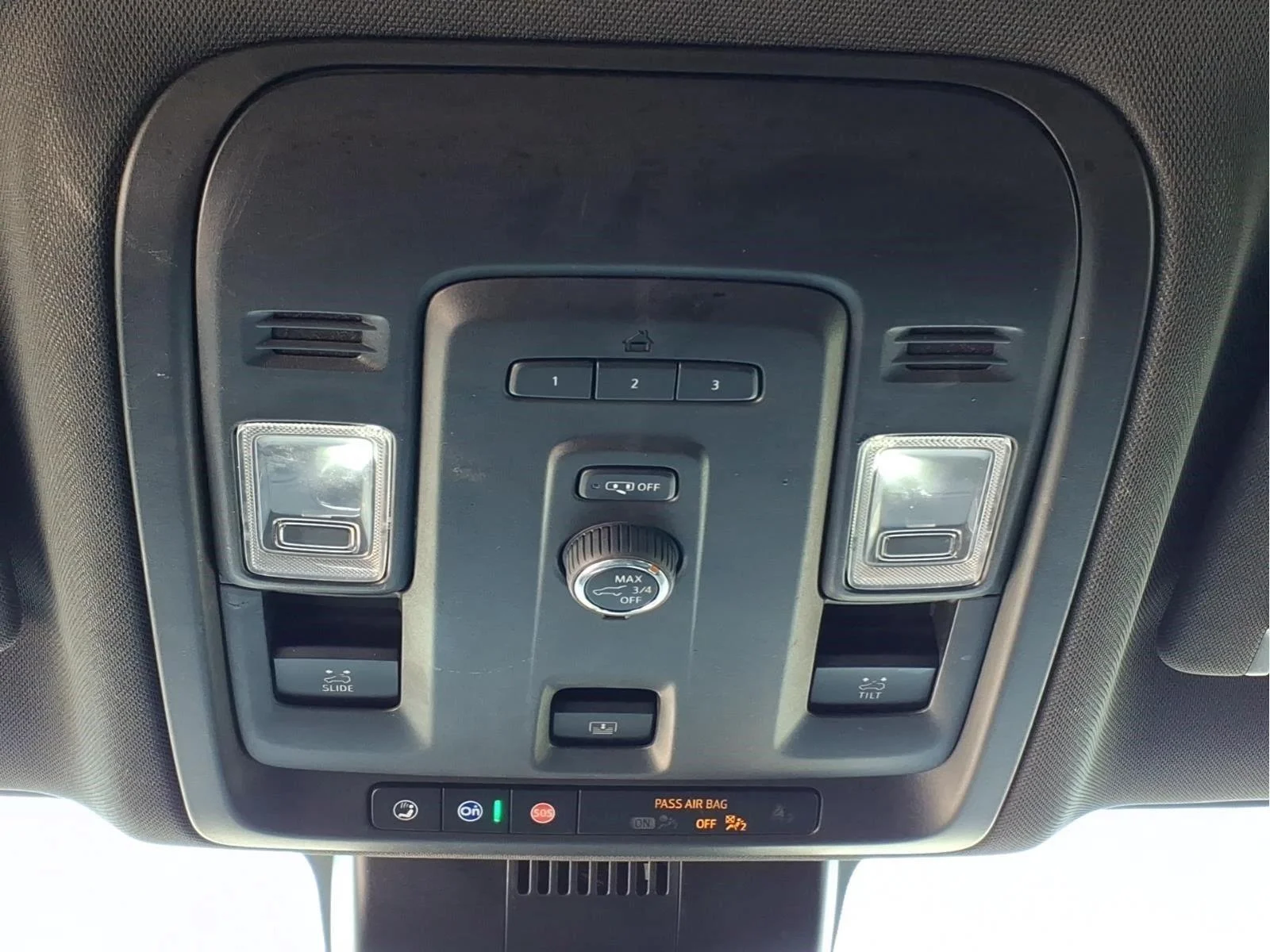 Used 2023 BLACK Chevrolet RST image 16