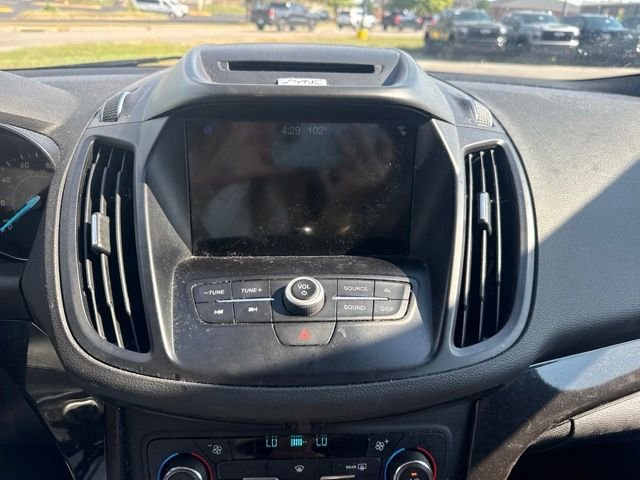 Used 2017 White Ford SE image 19