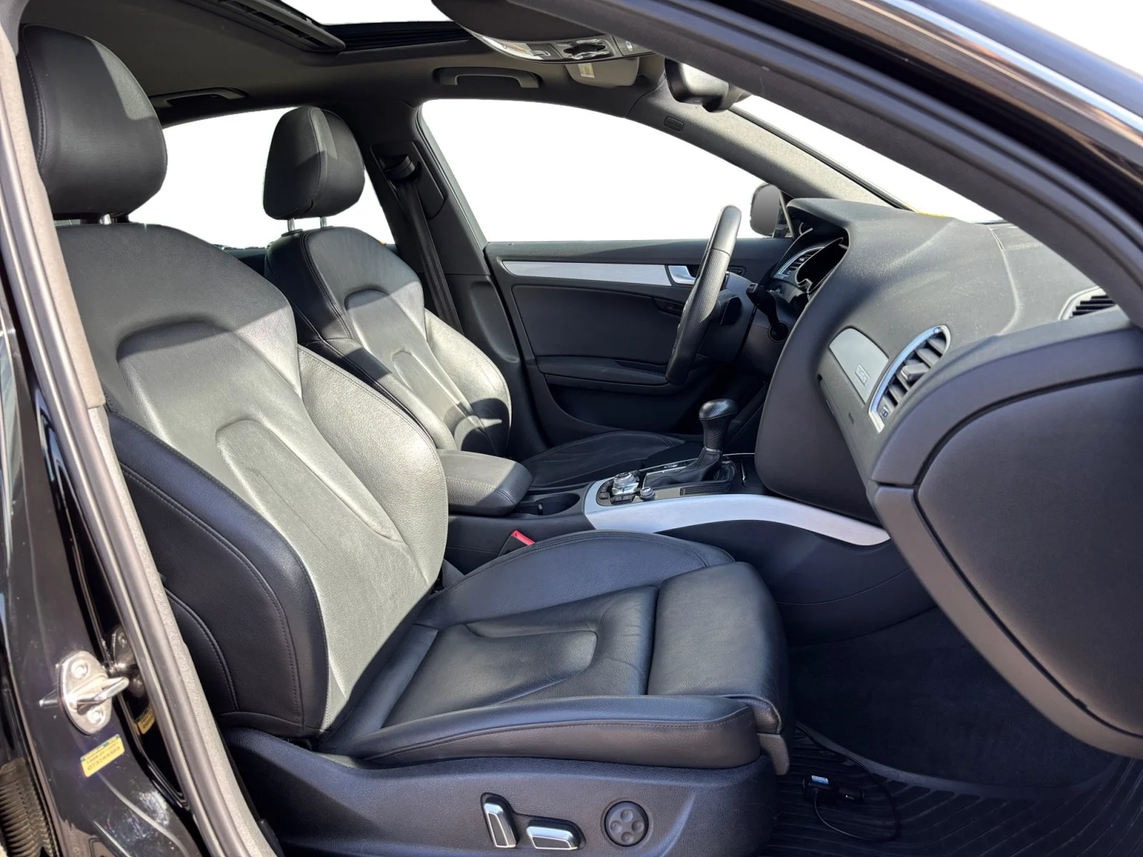 Used 2014 Black Audi Technik image 17