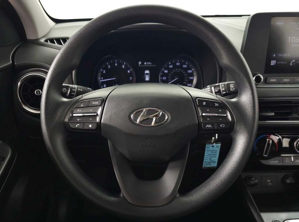 2023 Hyundai Kona SE - Photo 17