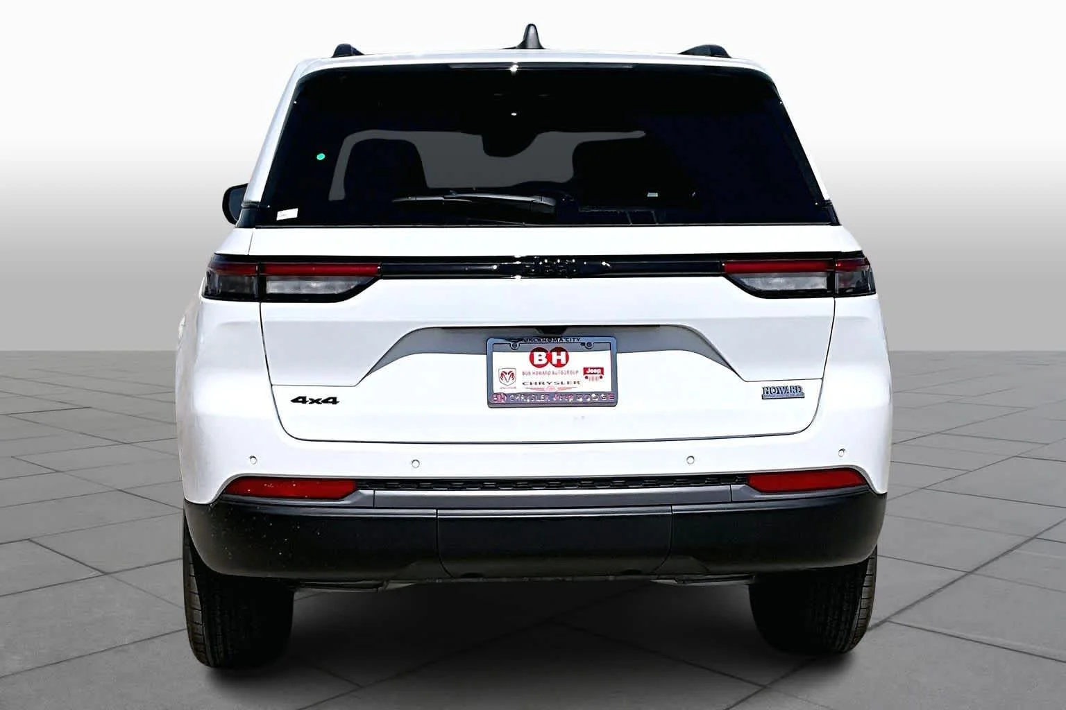 2026 Jeep Grand Cherokee Laredo - Photo 4