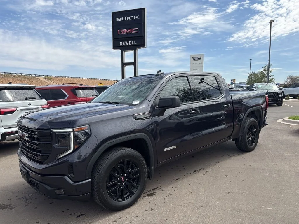2024 GMC Sierra 2WD Crew Cab Short Box Elevation's photo