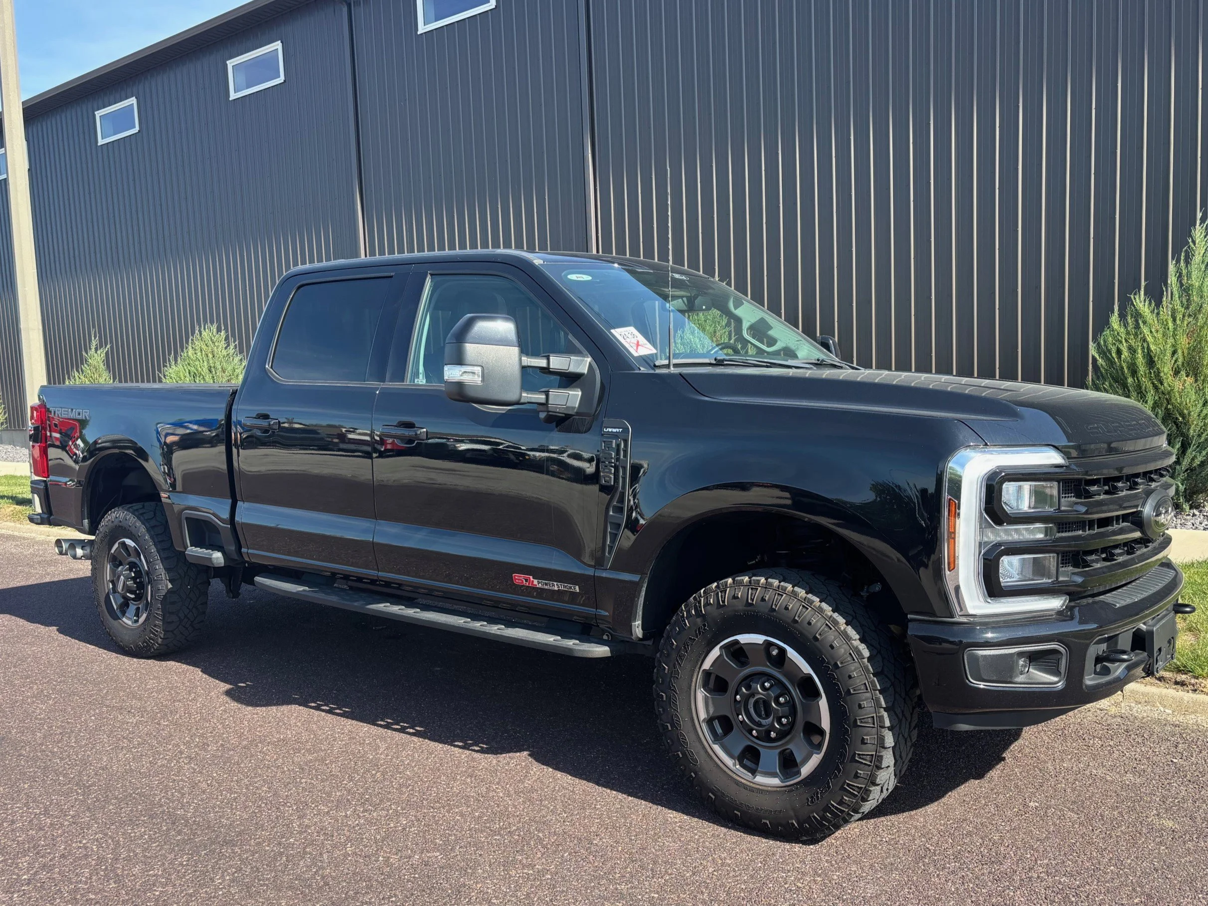 Used 2024 Agate Black Metallic Ford LARIAT image 3