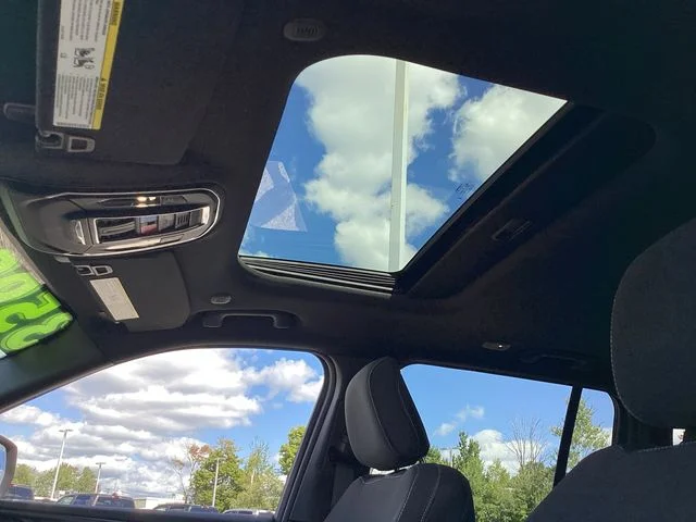 New 2026 Blue Pearl Jeep LIMITED ALTITUDE 4X4 image 19