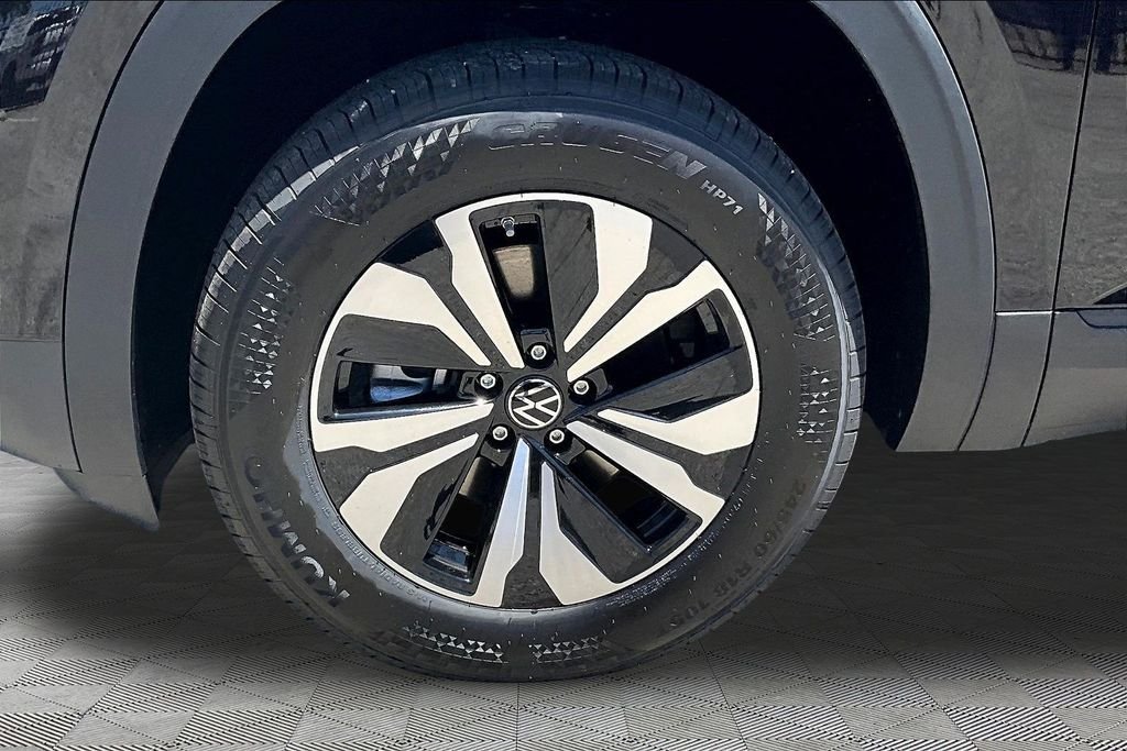 New 2026 Black Volkswagen 2.0T SE image 31