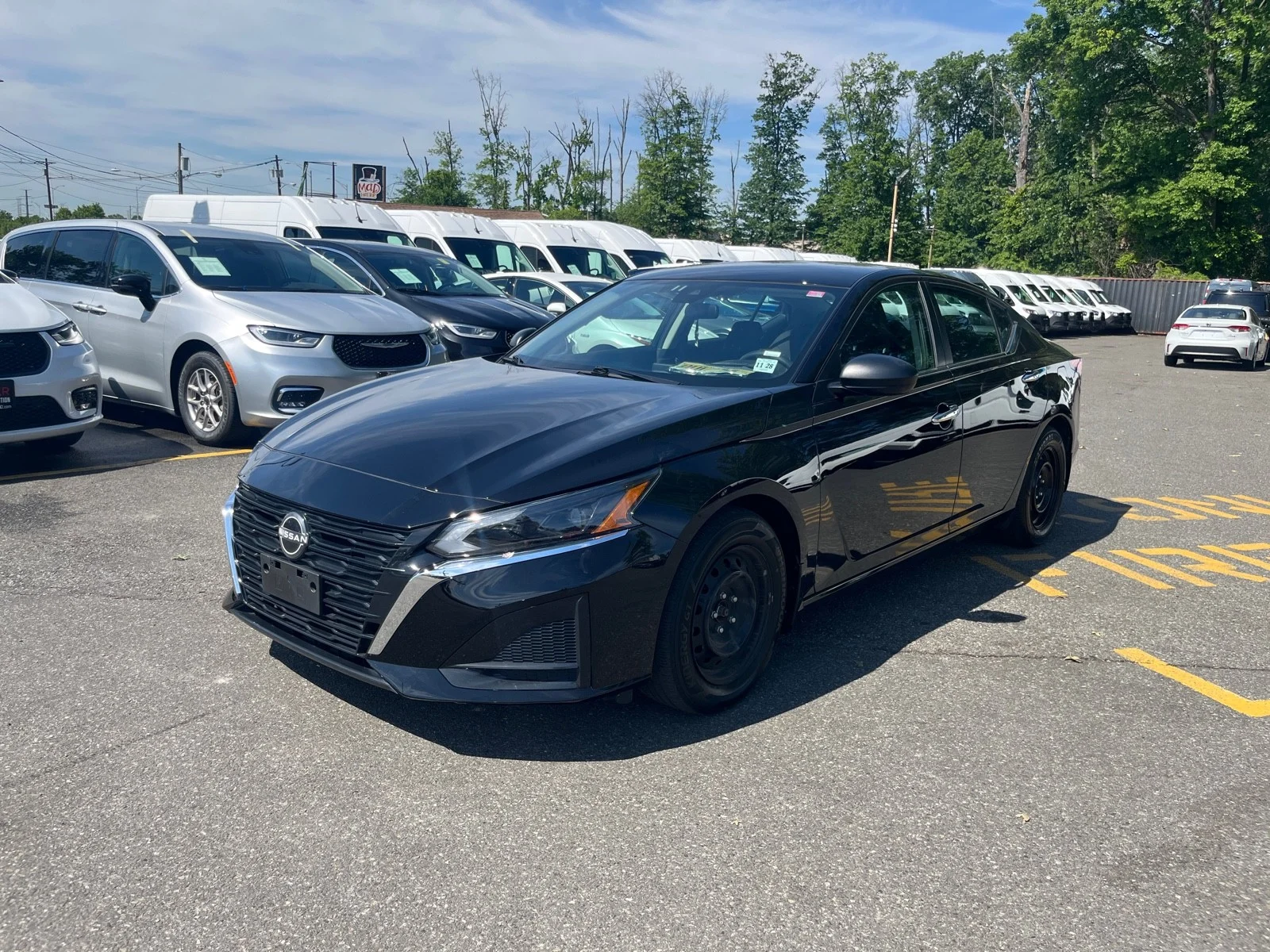 Used 2024 Super Black Nissan 2.5 S image 4