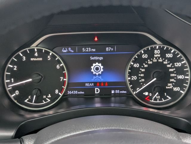 Used 2024 Gray Nissan SV image 23