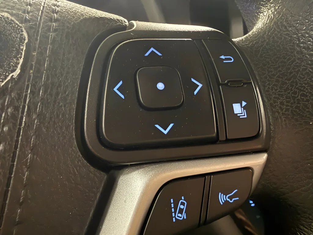 Used 2020 Gray Toyota LE image 20