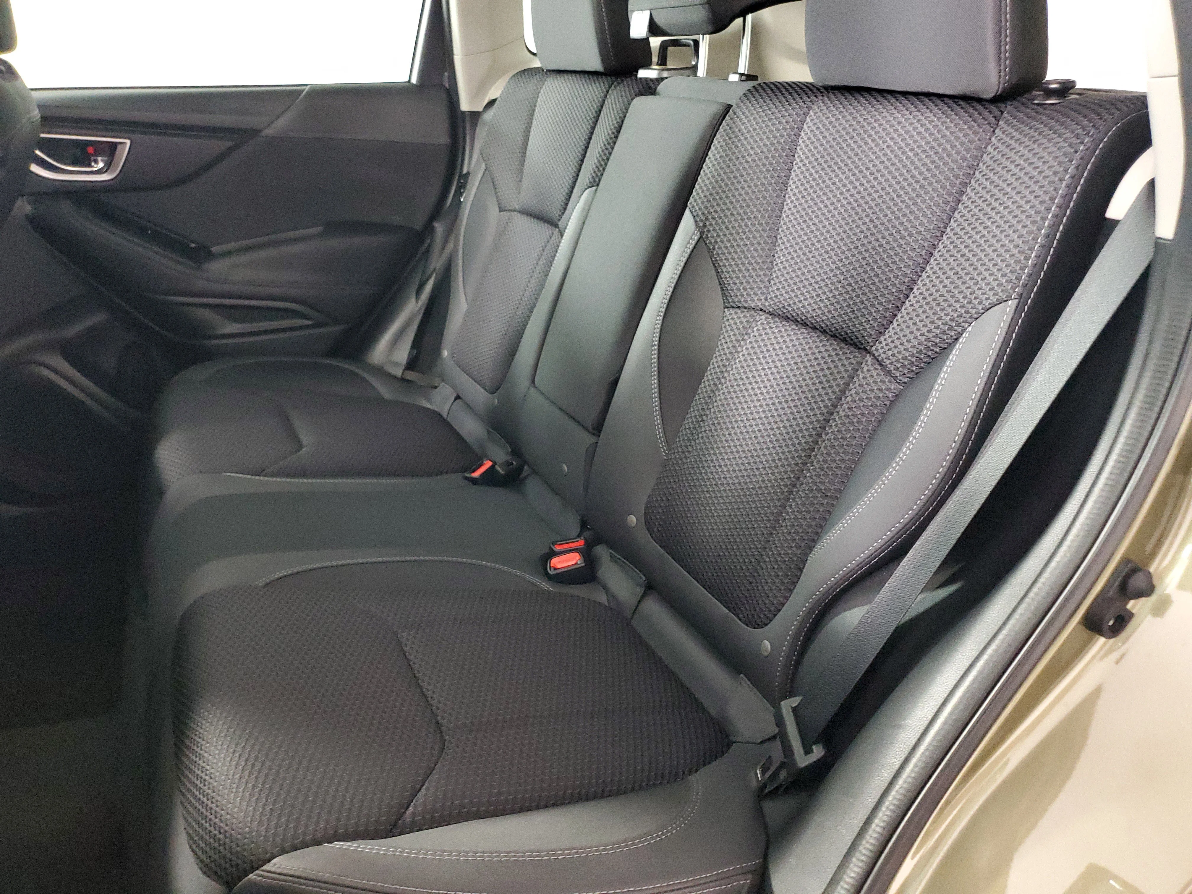 Used 2024 Autumn Green Metallic Subaru Premium image 16