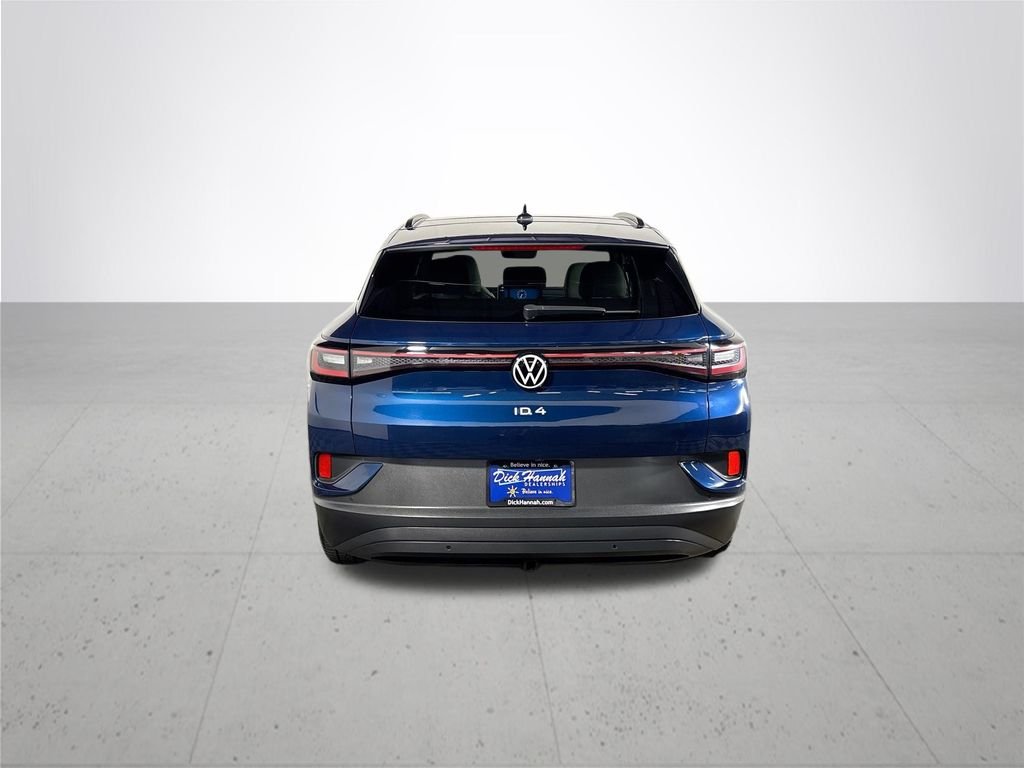 Certified Used 2023 Blue Metallic Volkswagen Pro S image 8