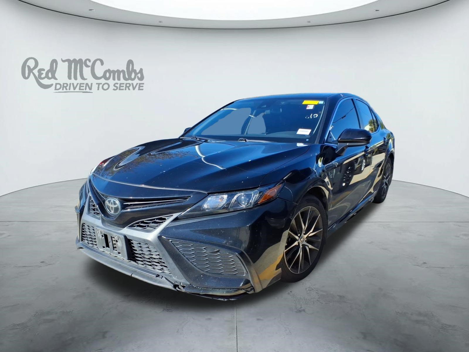 Used 2021 MIDNIGHT BLACK ME Toyota SE image 1