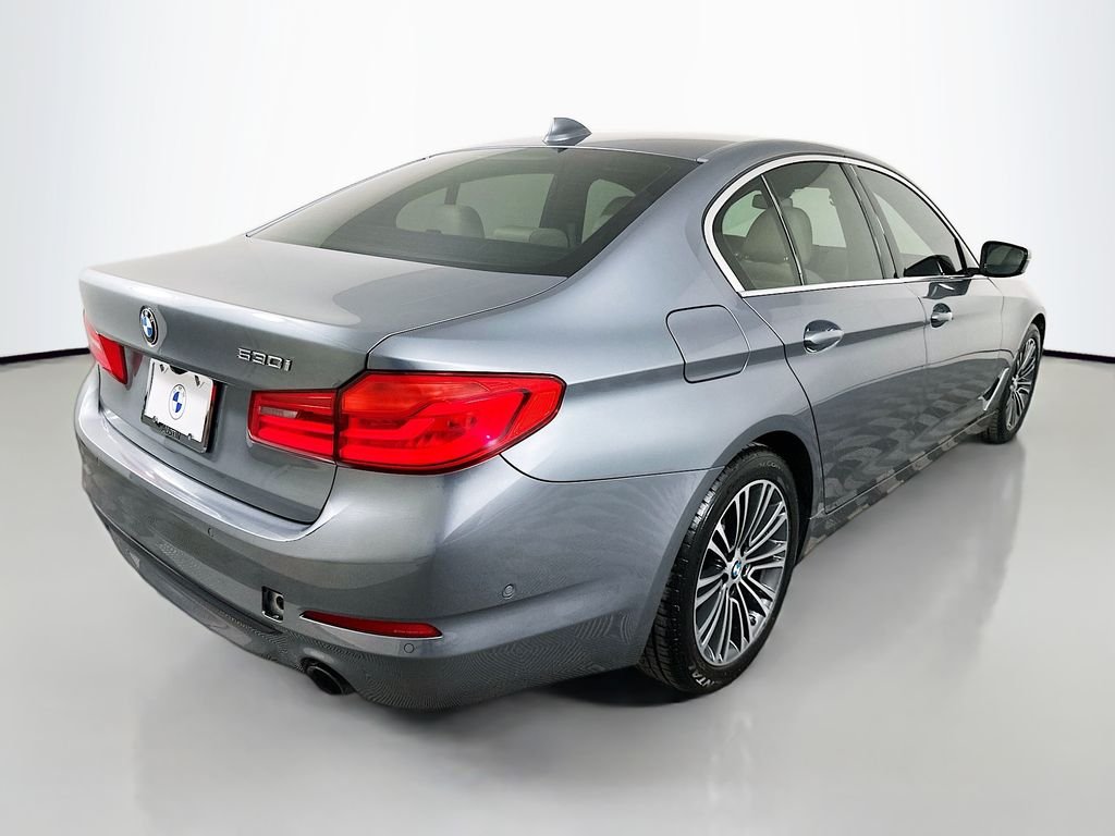 Used 2019 Bluestone Metallic BMW 530i image 5