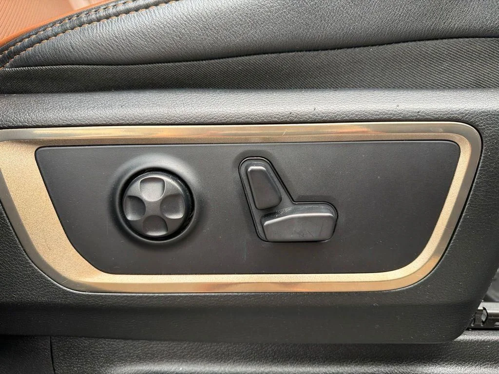 Used 2019 White Ram Laramie Longhorn image 22