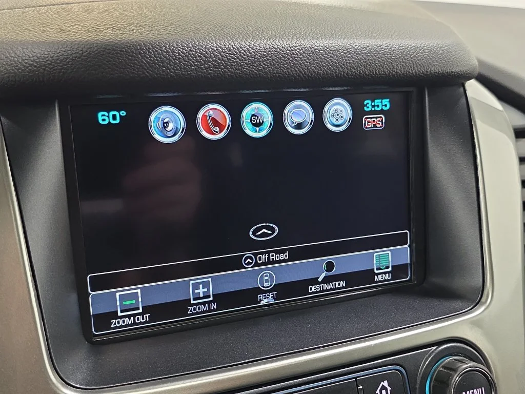 Used 2020 Black Chevrolet Premier image 22