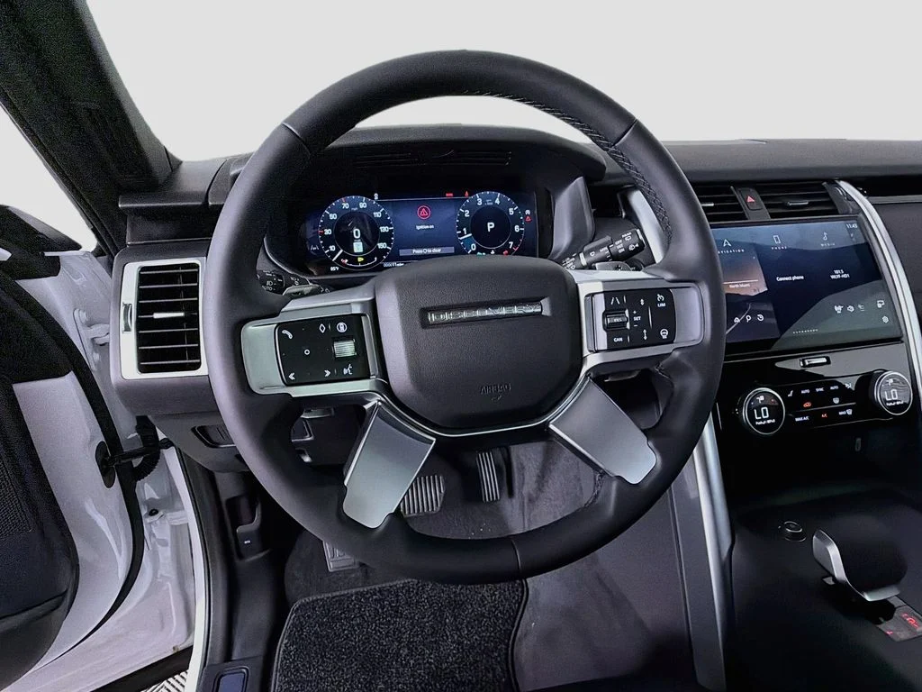 New 2026 Fuji White Land Rover S image 11