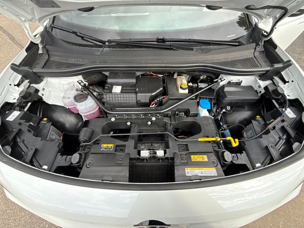 Certified Used 2024 Opal White Volkswagen Pro S image 27