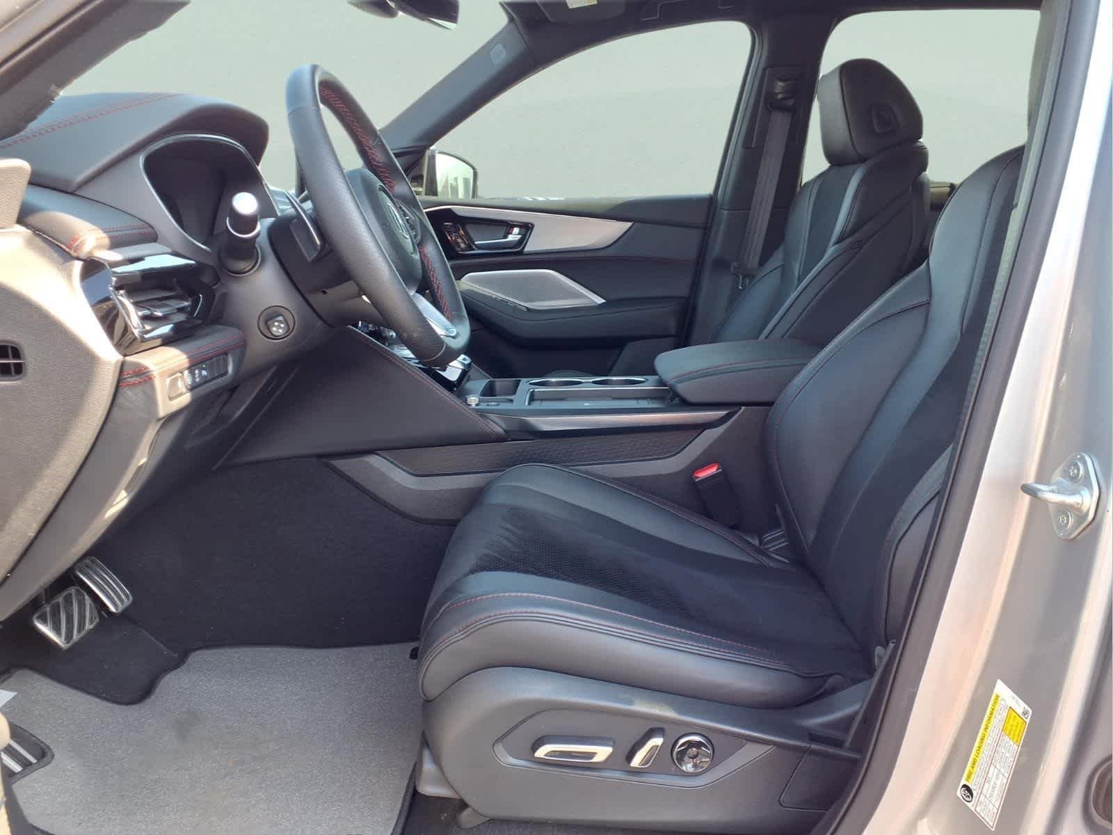 Certified Used 2025 Lunar Silver Metallic Acura w/A-Spec Package image 9
