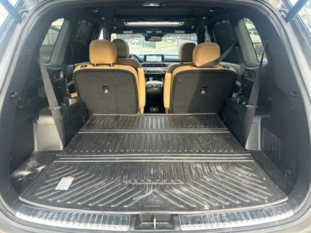Used 2022 Black Kia SX image 25