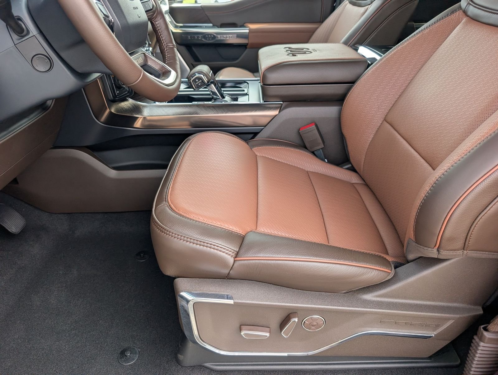 New 2026 Antimatter Blue Metallic Ford King Ranch image 16
