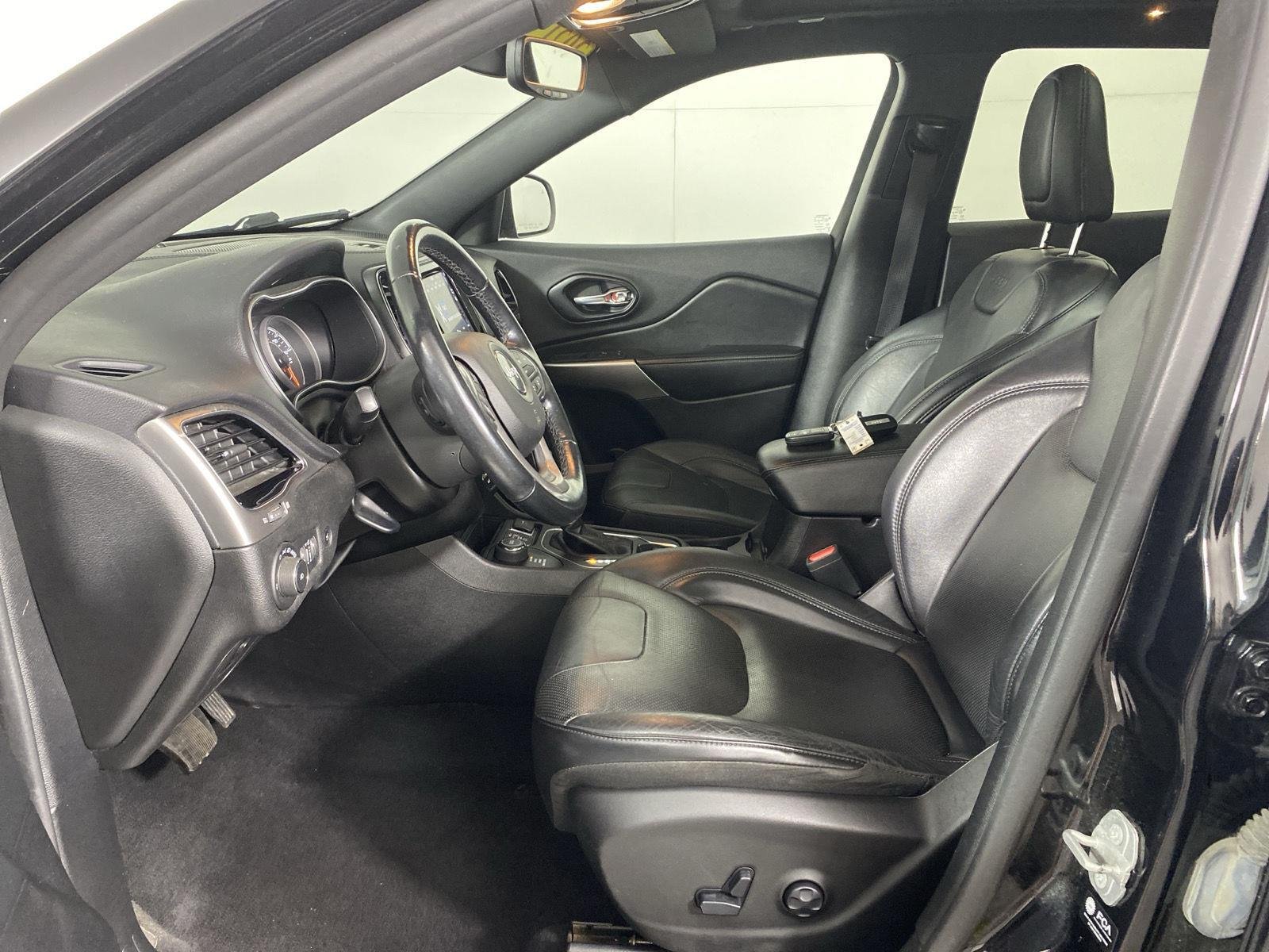 Used 2021 Diamond Black Crystal Pearlcoat Jeep High Altitude image 13