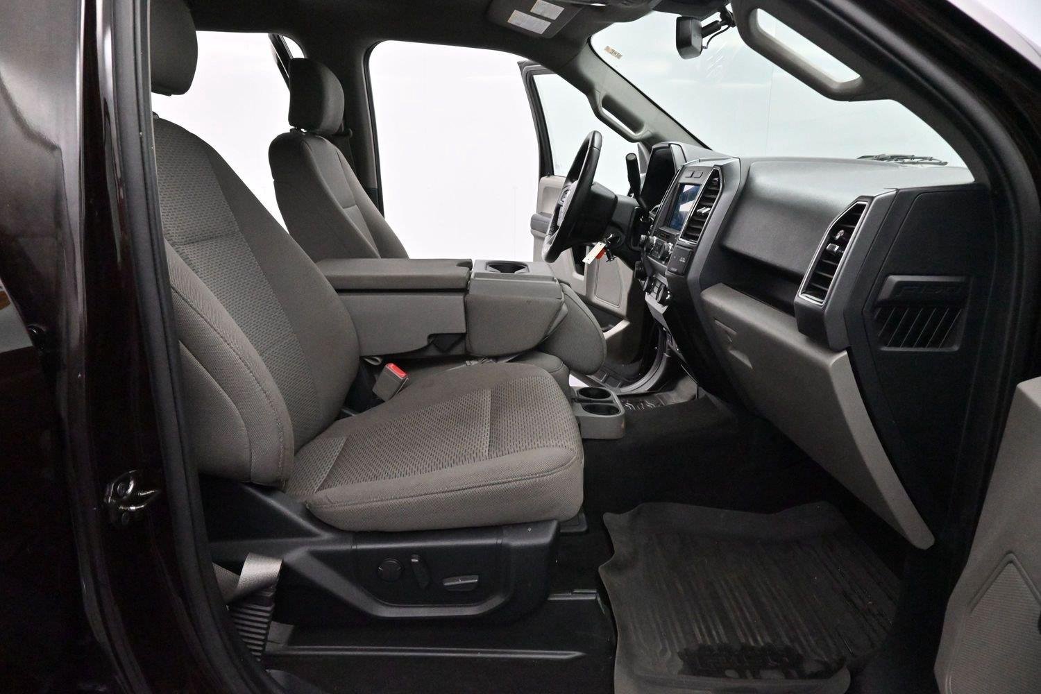 Used 2020 Magma Red Ford XLT image 35