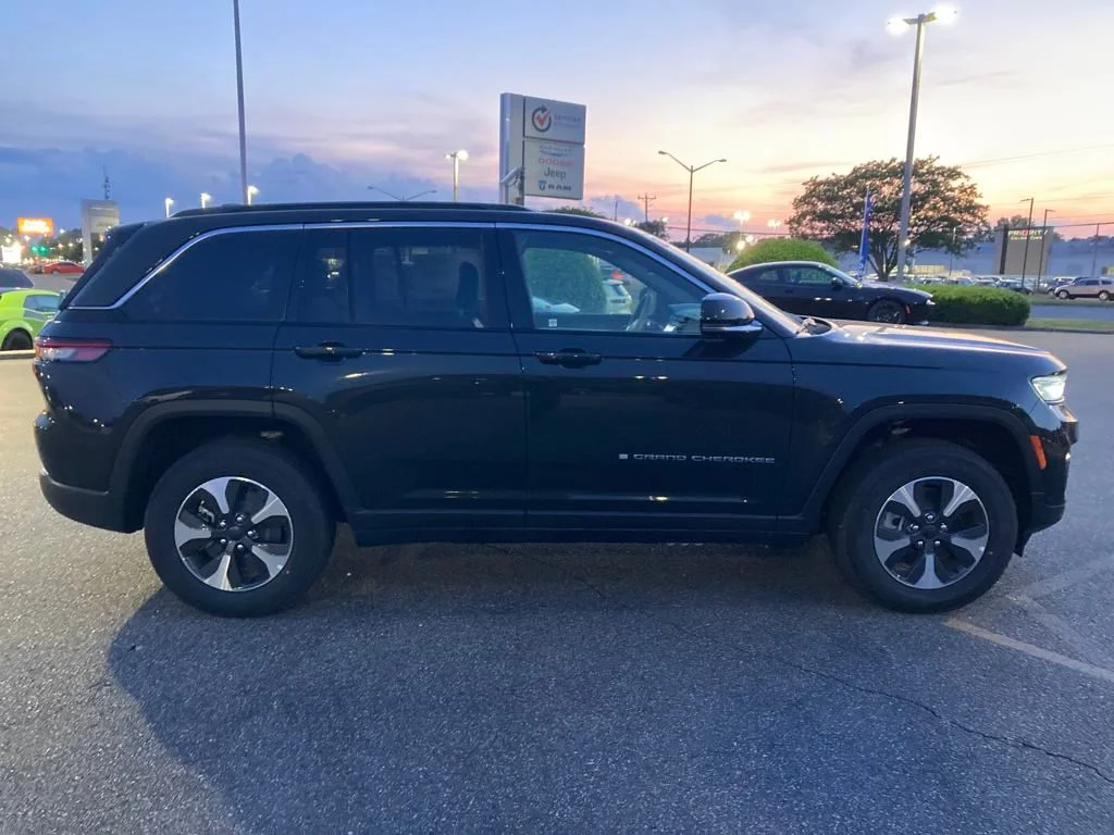 2024 Jeep Grand Cherokee 4xe - Photo 7
