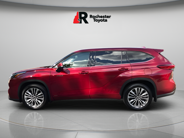 Used 2021 Red Toyota Platinum image 4