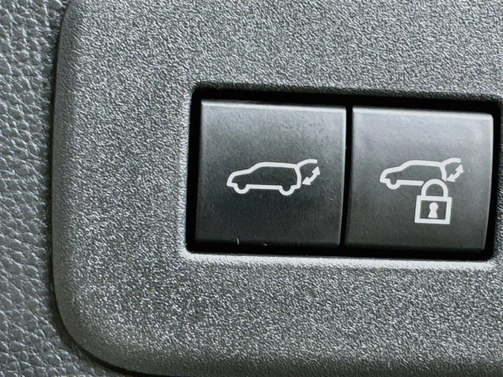 Used 2025 Green Pearl Lexus 550 Overtrail image 35