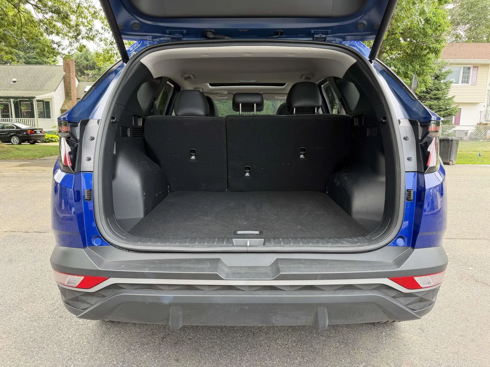 Used 2023 Blue Hyundai SEL image 7
