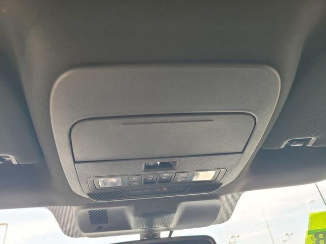 Used 2024 White Ford XLT image 23