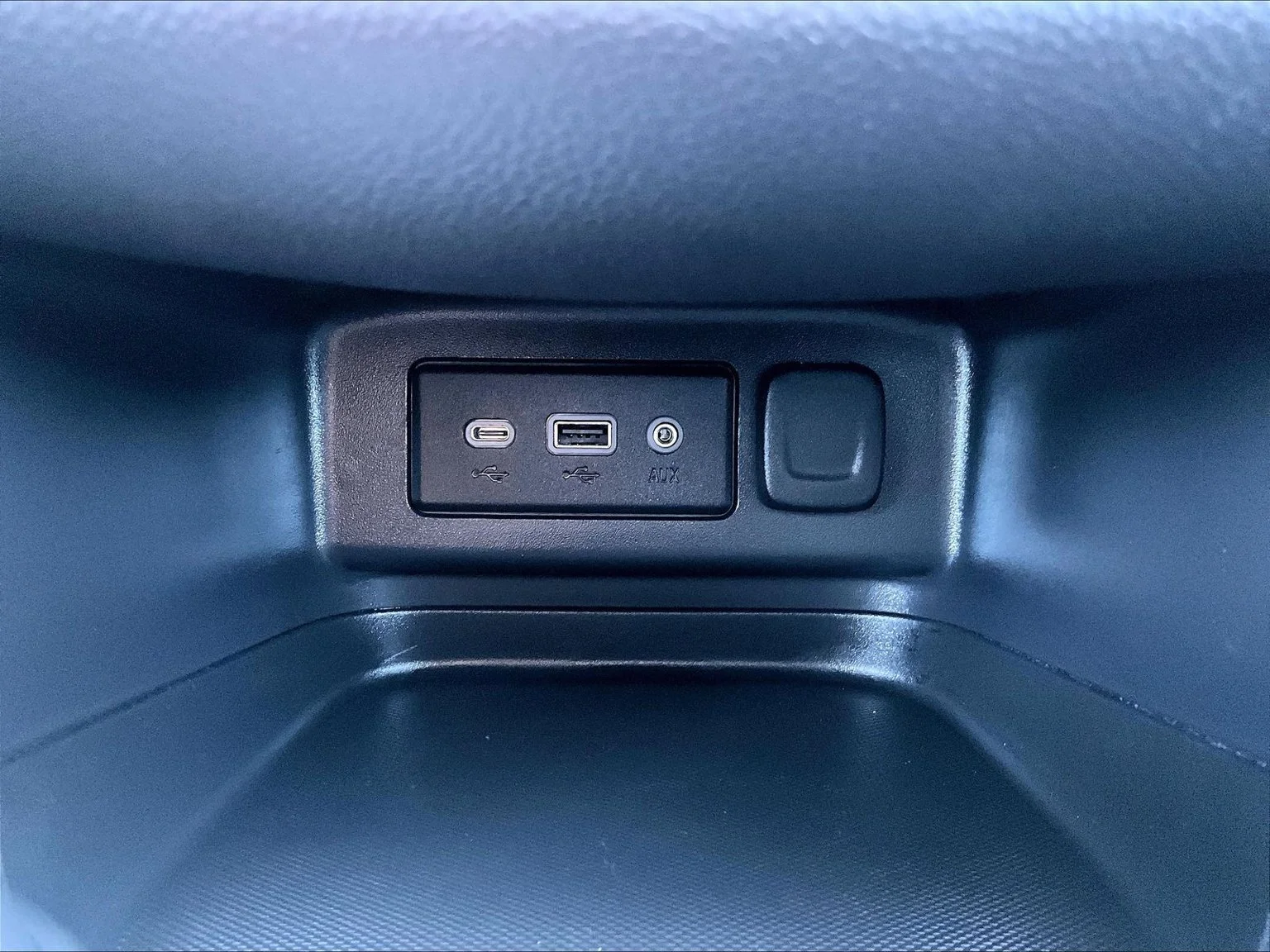 Used 2023 Gray Chevrolet LT image 31