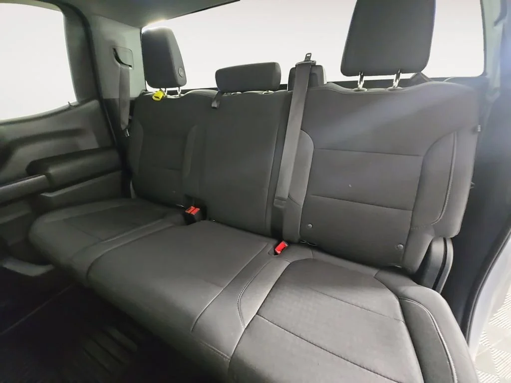 Used 2021 Silver Ice Metallic Chevrolet LT image 13