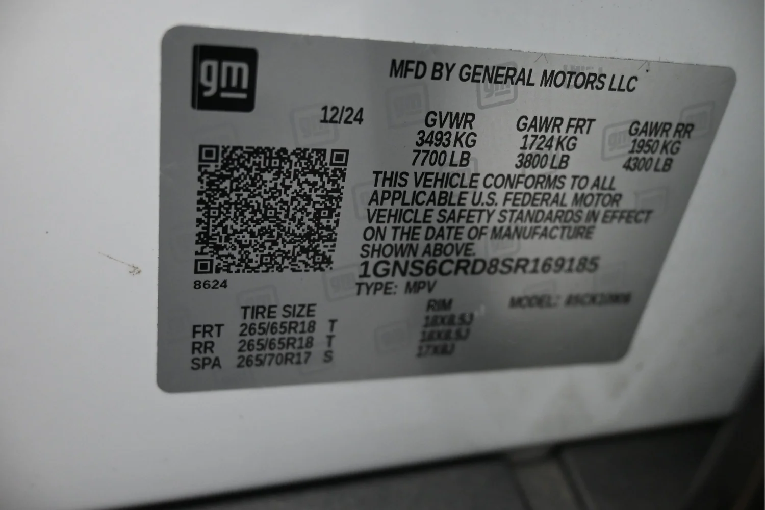 Used 2025 White Chevrolet LT image 23