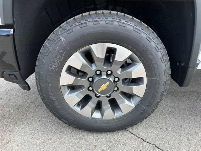 2026 Chevrolet Silverado 2500 HD Custom - Photo 10