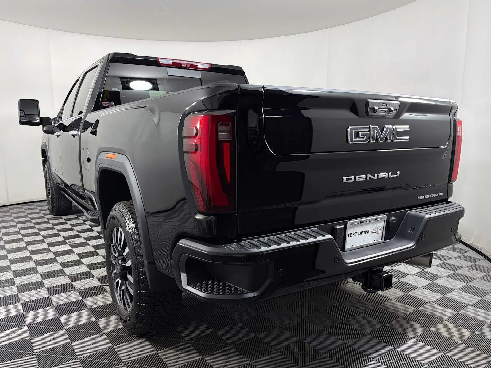 New 2026 Onyx Black GMC Denali Ultimate image 4