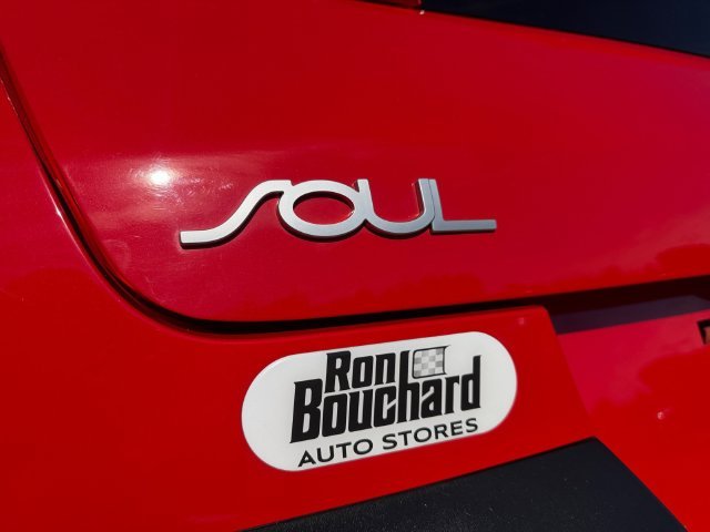 Used 2022 Red Kia LX image 39