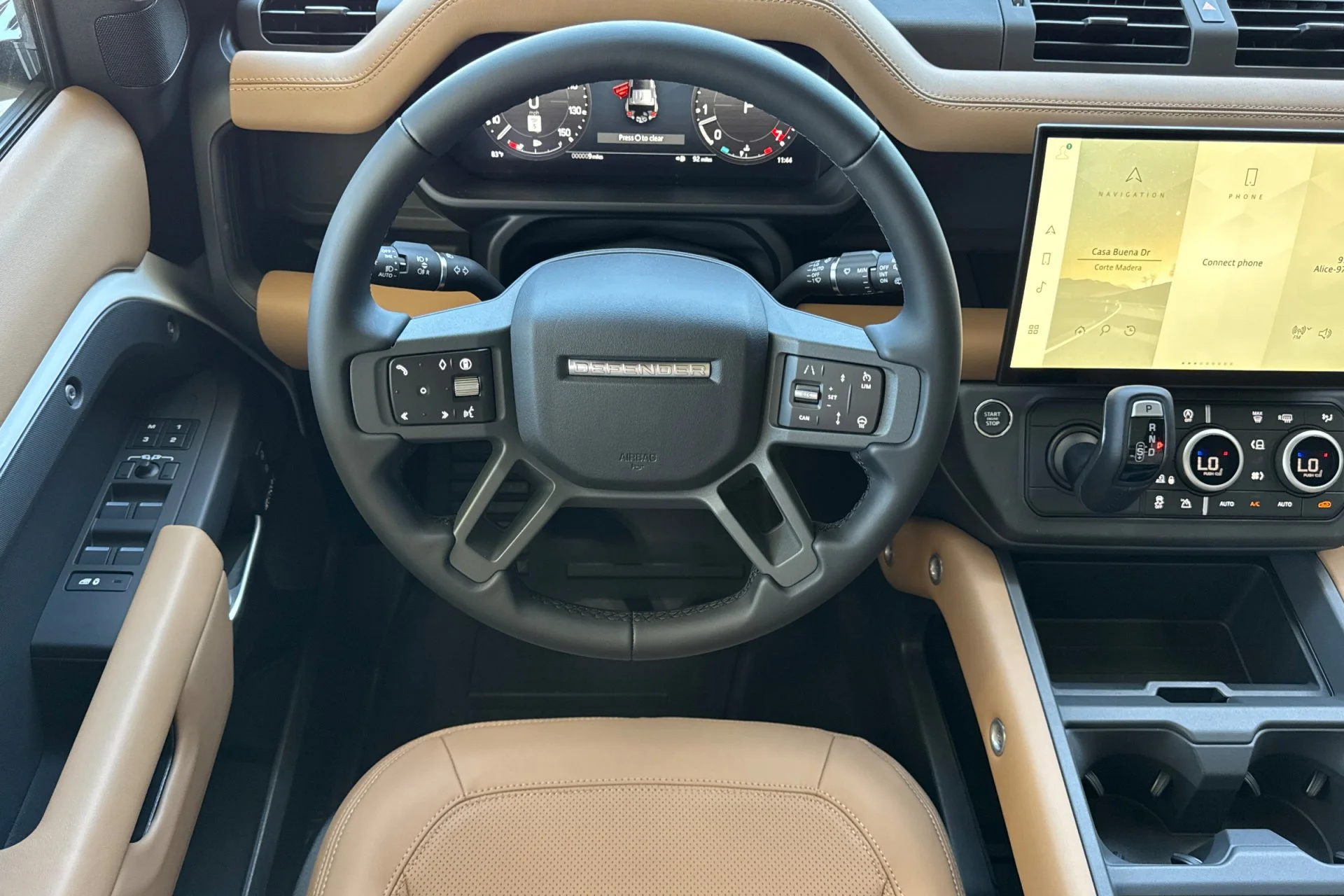 New 2026 FUJI WHITE Land Rover X-Dynamic SE image 16