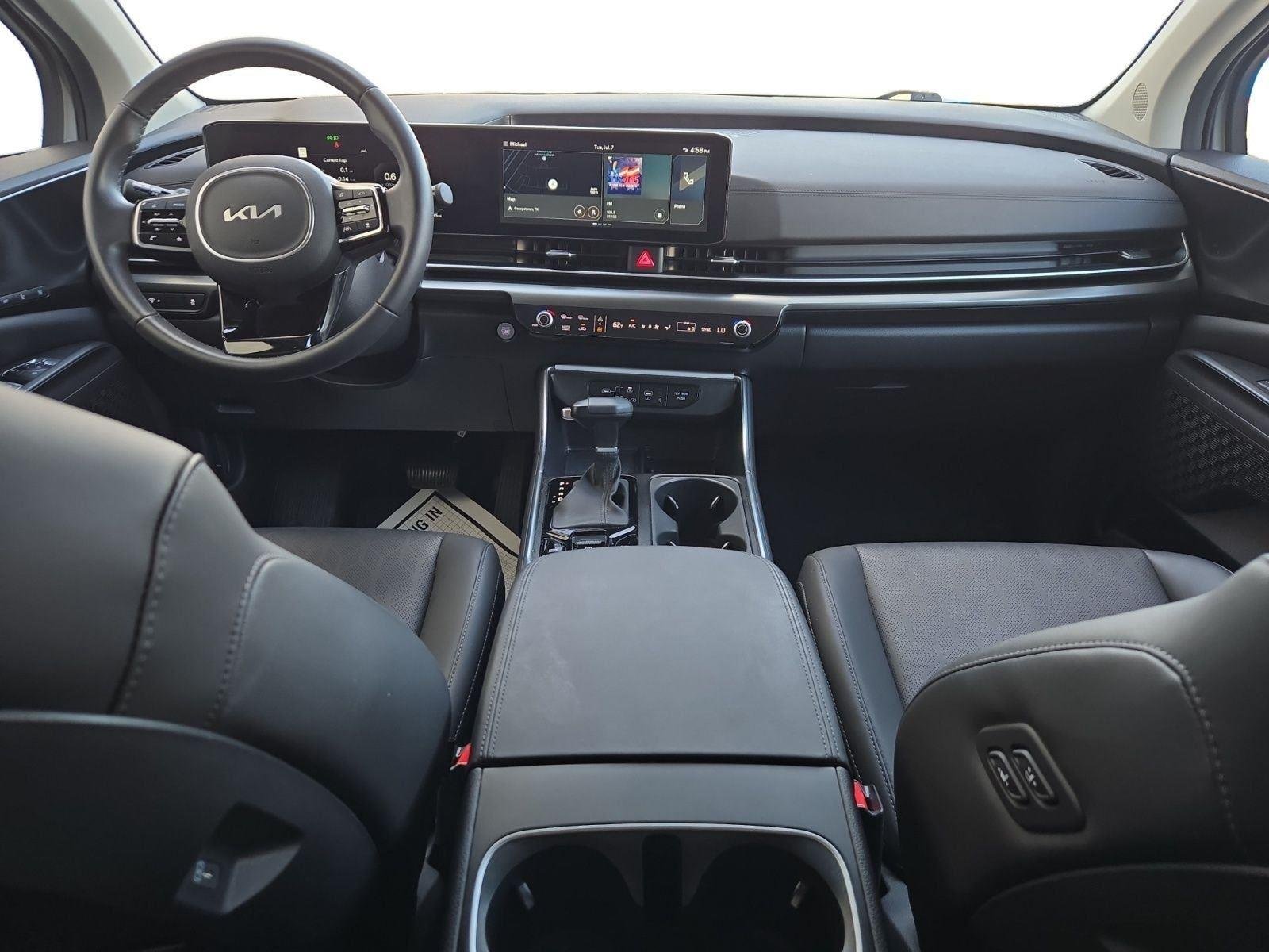 Used 2025 Ceramic Silver Kia SX image 15