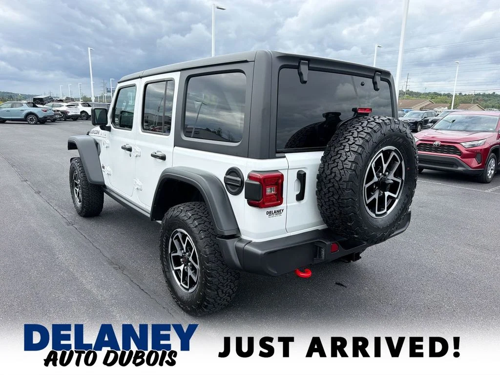 Used 2026 White Jeep Rubicon image 6