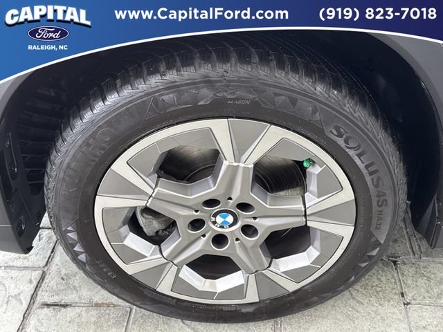 Used 2023 Gray BMW xDrive28i image 13