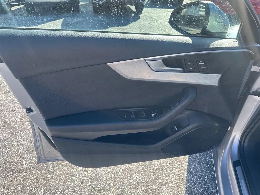 Used 2017  Audi 2.0T Premium image 21